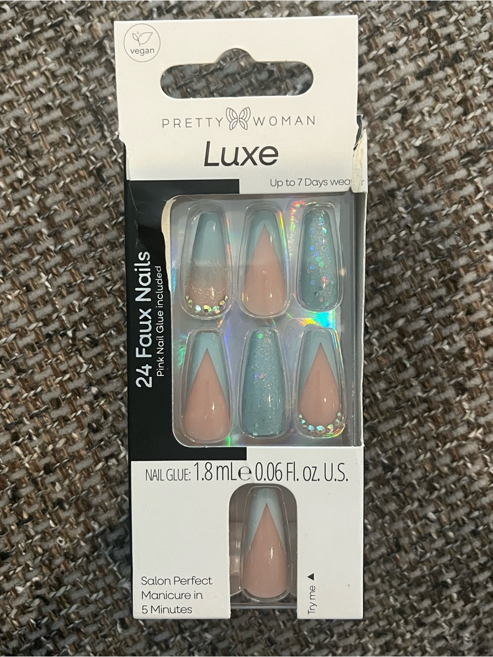 New Luxe Teal and Nude Faux Nail Set